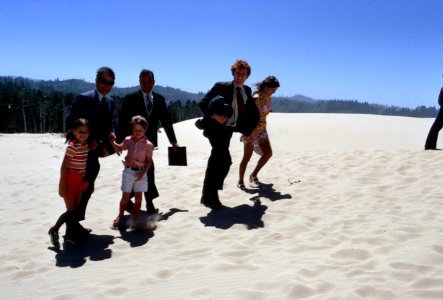 Oregon Dunes NRA,dedication day, Senator Hatfield. children and aides, Siuslaw National Forest.jpg photo