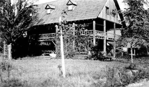 223554 Log Cabin Inn, McKenzie Bridge, OR