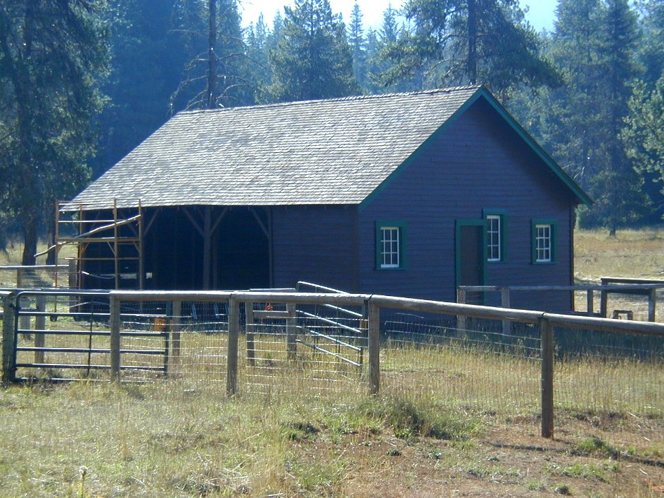 Lodgepole Guard Station, Rogue River-Siskiyou National Forest