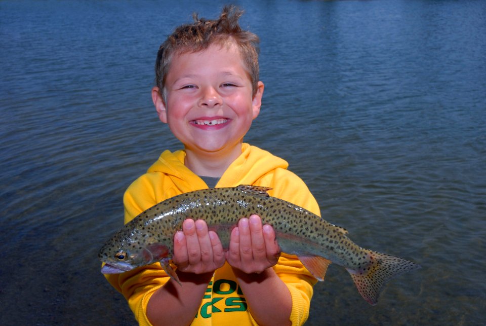 Free Fish Day Youth outdoor education Deschutes NF