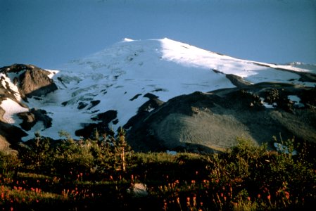137 Pre-eruption Mt St Helens
