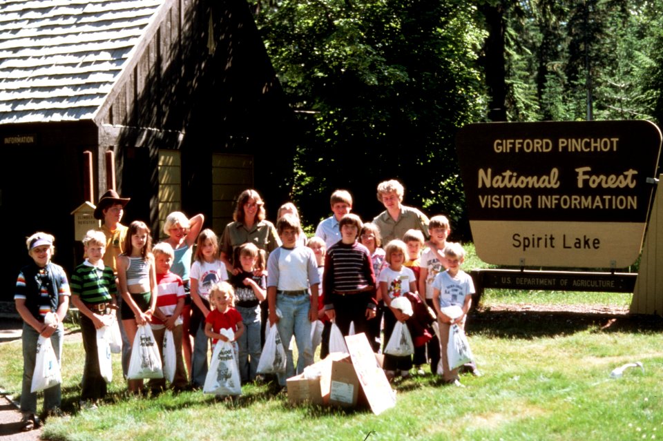 588 Gifford Pinchot National Forest, pre-eruptive Spirit Lake visitor info station