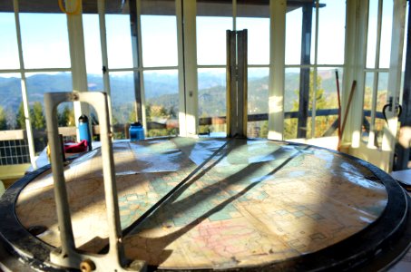 Picket Butte Lookout Tower, Umpqua National Forest photo