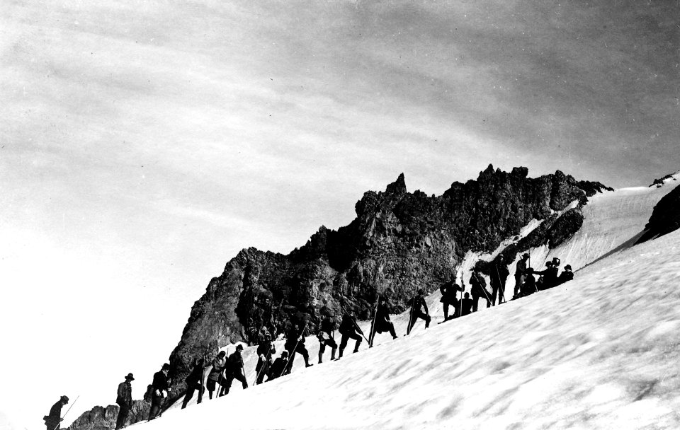 Mt. Hood Climbers 1