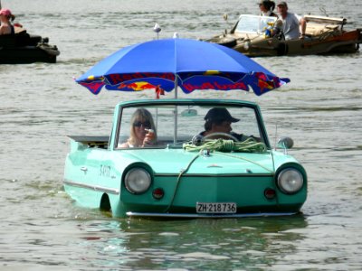Rassemblement international de la voiture amphibie photo