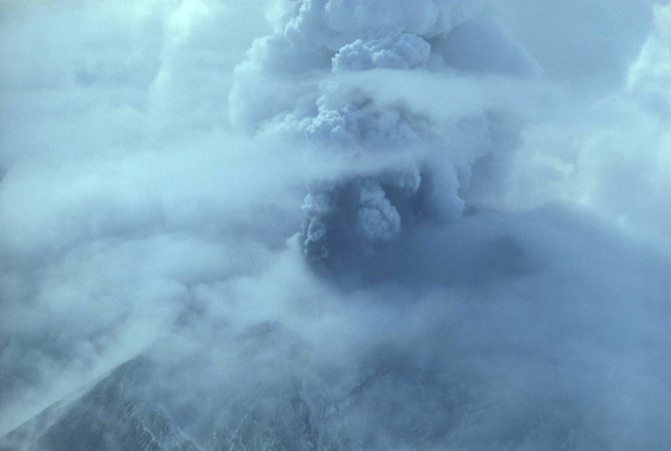 010first eruption resize
