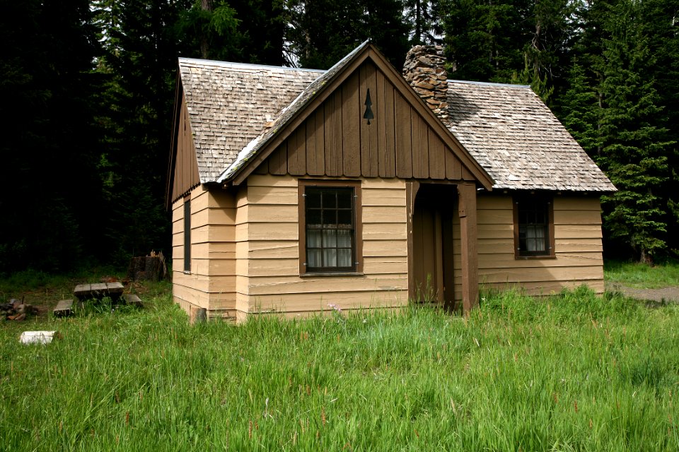 Fry Meadow Guard Station, Umatilla National Forest