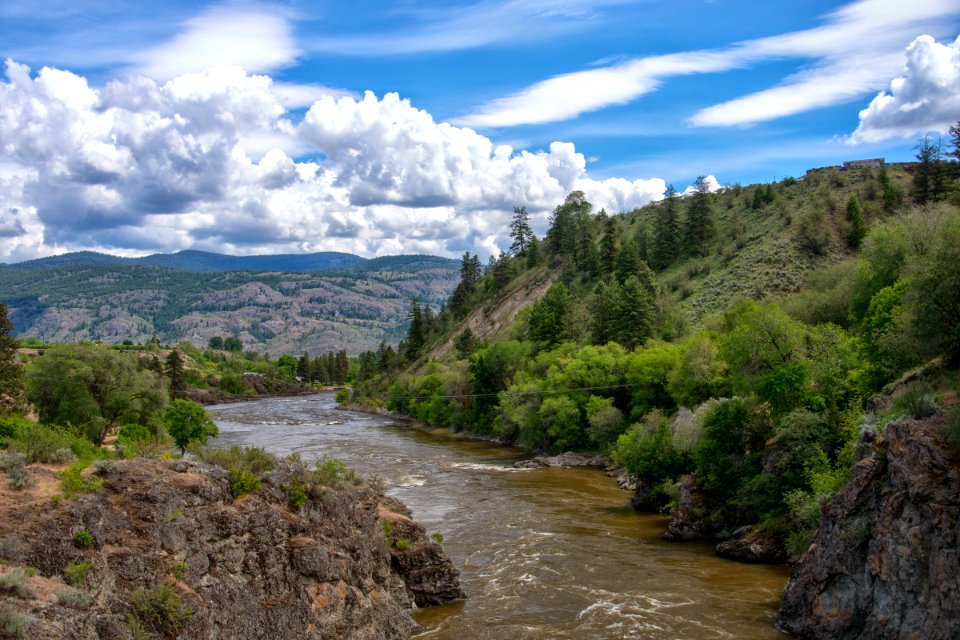 Looking downstream on the Similkameen River from the old railroad bridge