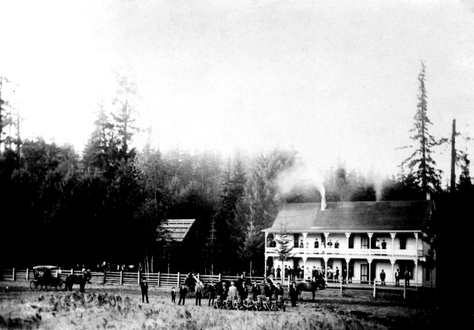 London Springs Hotel near Cottage Grove, OR - CG Museum