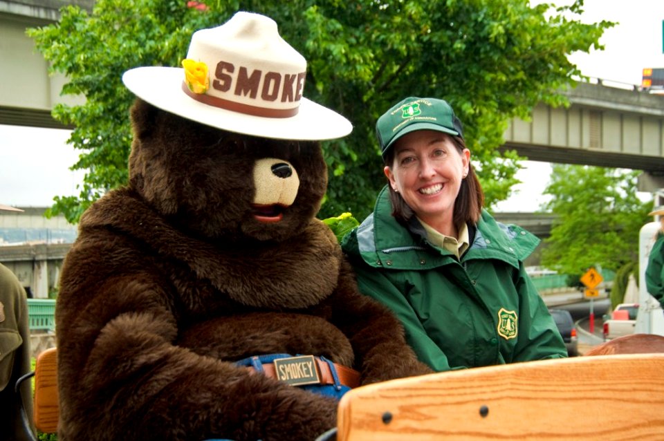 Smokey Bear and Mary Wagner at 2009 Rose Parade, Wallowa Whitman National Forest