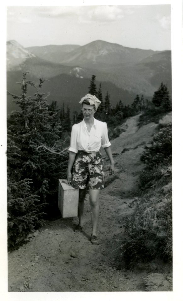 1930s Columbia NF Lookout 003