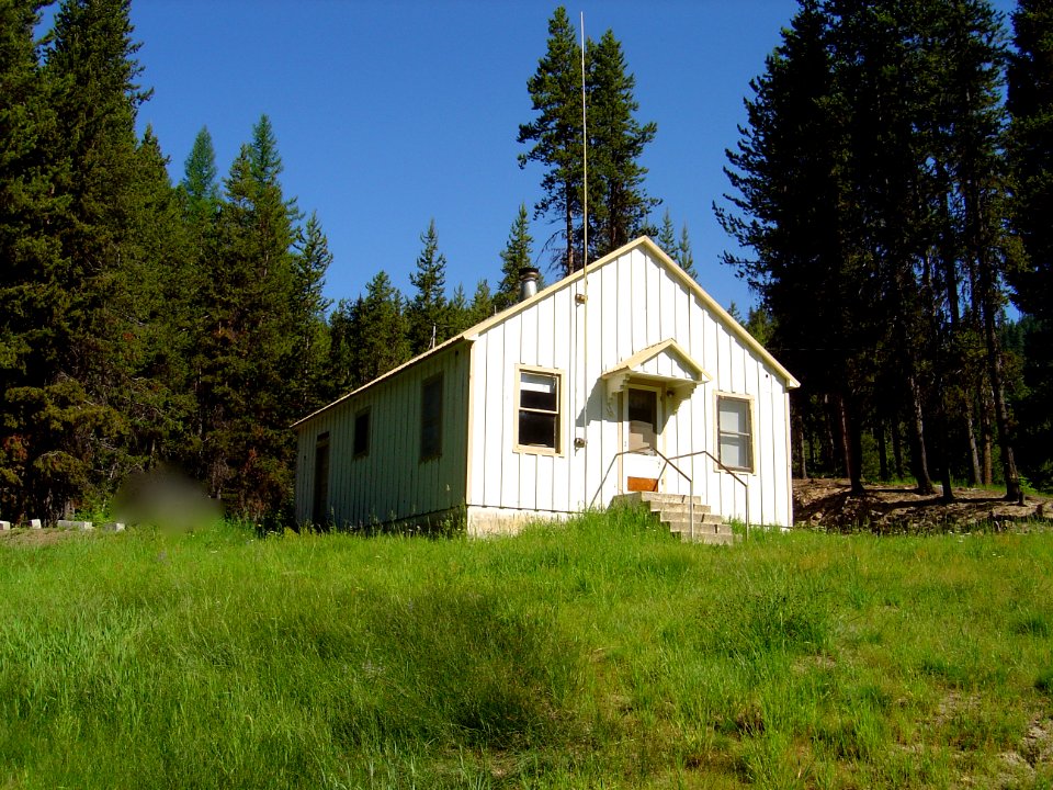 Fremont Powerhouse Cabins, Umatilla National Forest