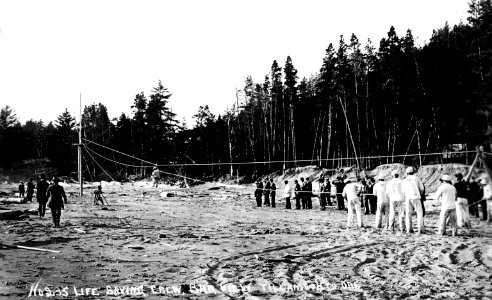 No 235 Life Saving Crew, Bar View, OR