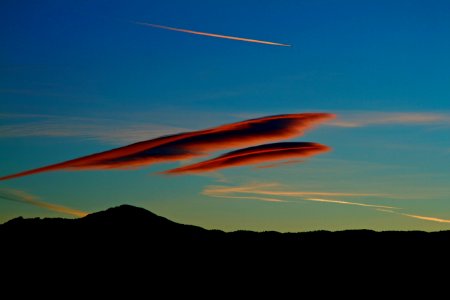 Lenticular cloud over Boulder photo