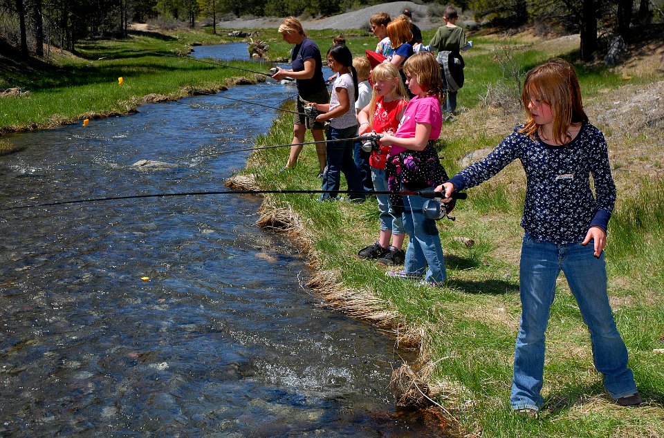 Youth Outdoor Education Deschutes National Forest