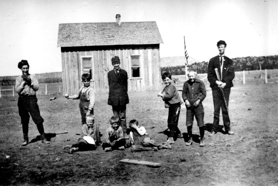 Trail Crossing School 1912