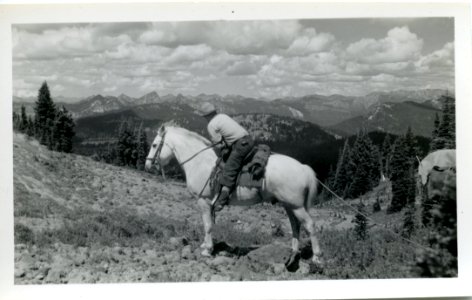 1920s Columbia NF Packing Supplies 003