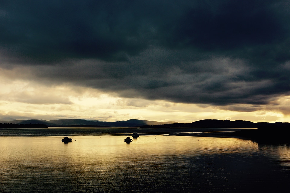 Vessel transport sunset