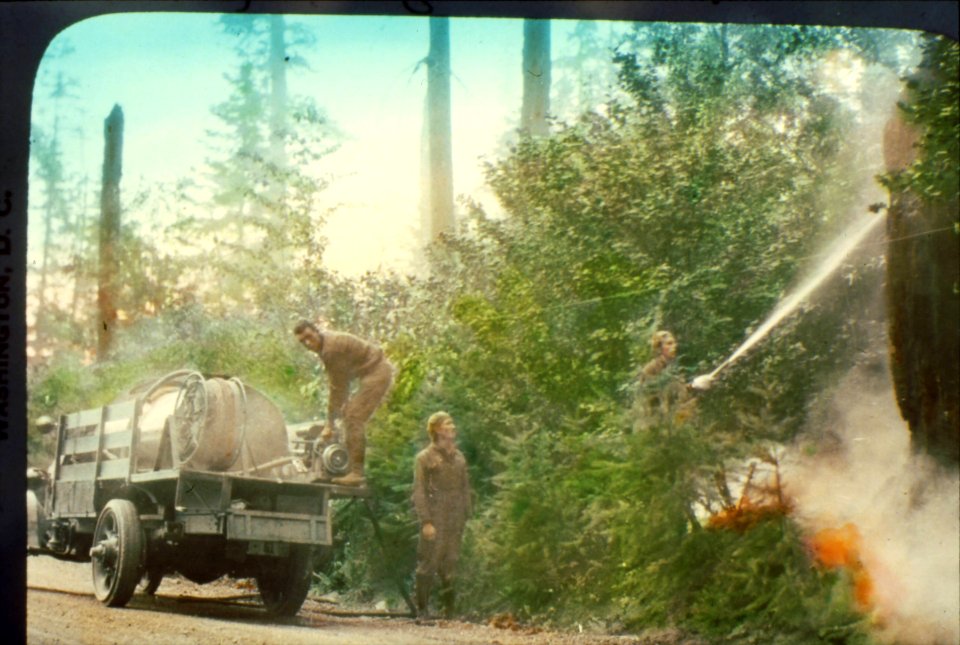 221683 Fire Fighting with Tanker Truck, Columbia NF