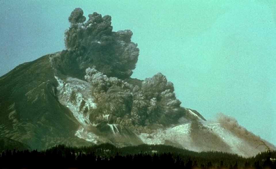 020MSH eruption003 resize
