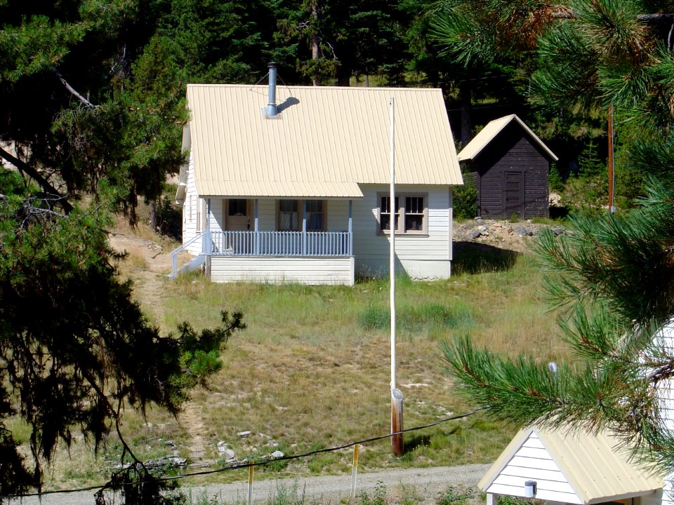Fremont Powerhouse Cabins, Umatilla National Forest