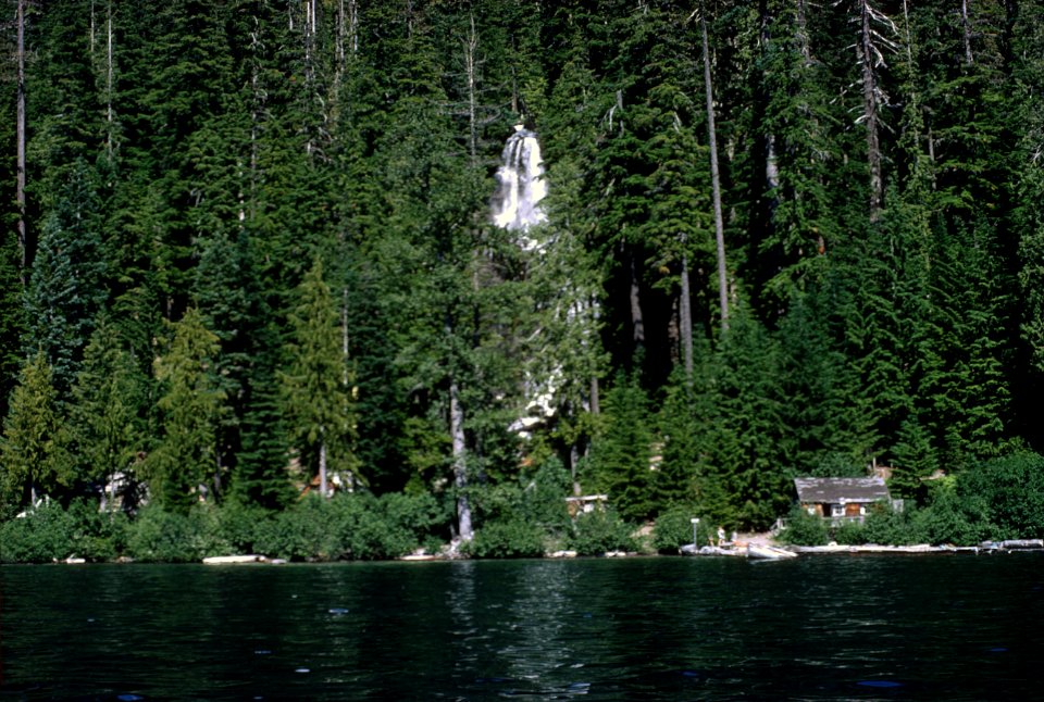 Gifford Pinchot National Forest, pre-1980 eruption Spirit Lake, Harmony Falls