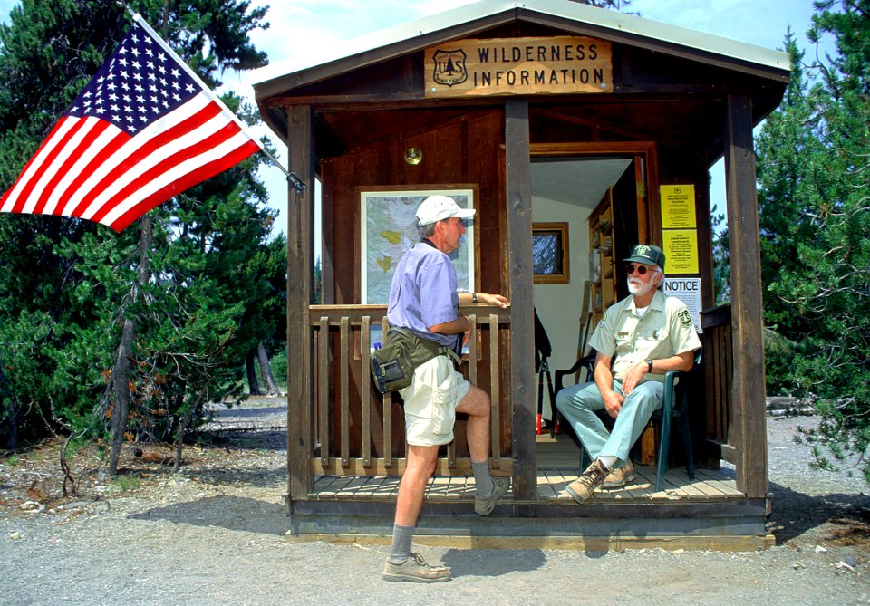 Wilderness Information, Green Lakes Trail Head