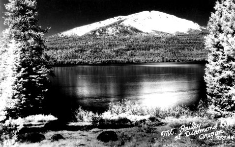 758 Mt. Bailey at Diamond Lake - Art-Ray photo