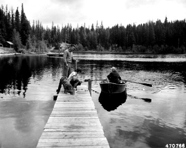 470766 Anglers at Lost Lake, Okanogan NF, WA 1952