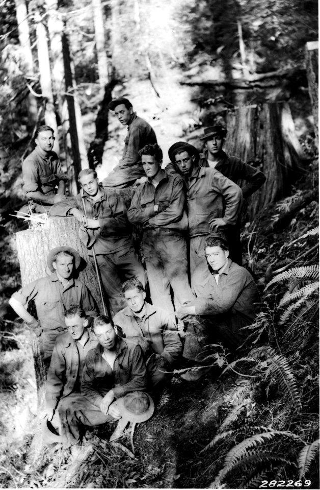 282269 CCC Powder Monkey Crew, Olympic NF, WA 1933 photo