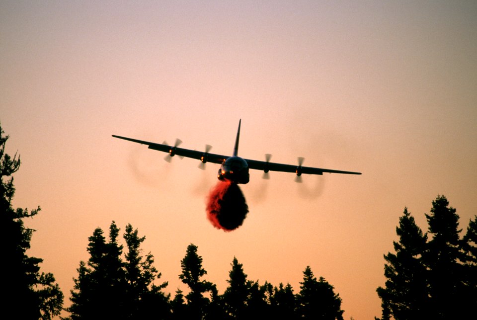 262 Ochoco National Forest, Hash Rock Fire, retardent drop
