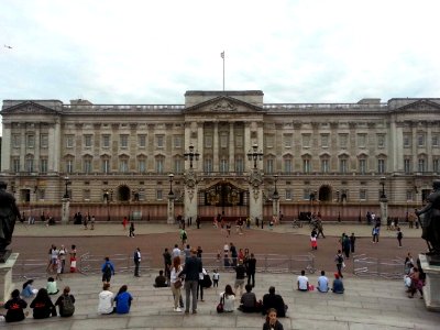 Buckingham Palace photo