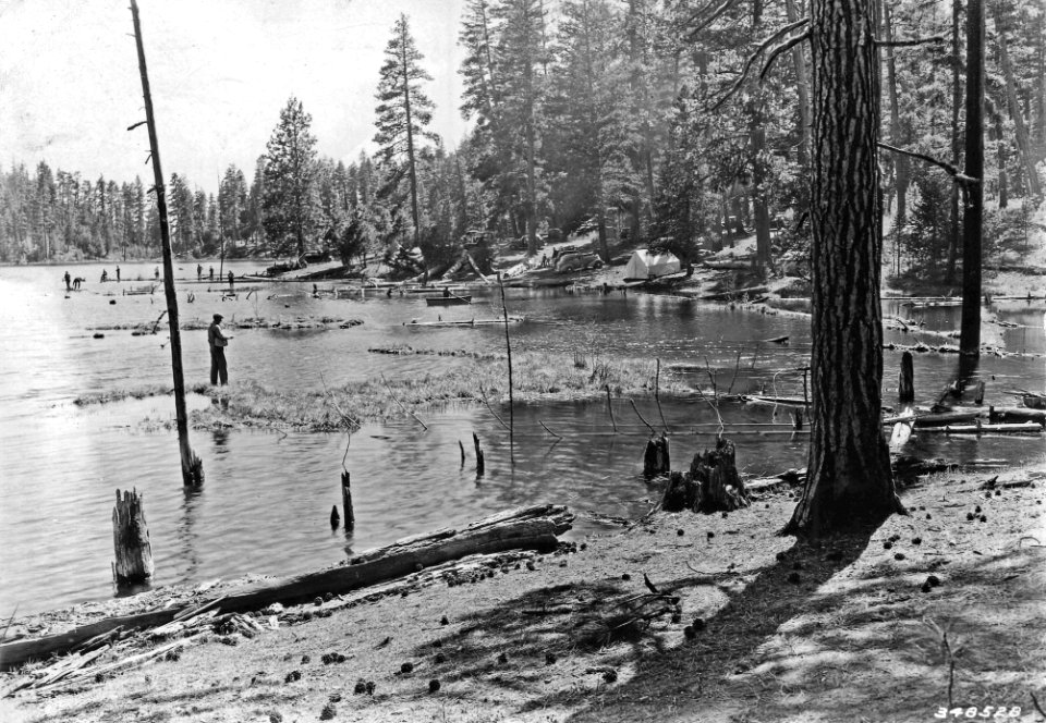 348528 Fishing at Magone Lake, Malheur NF, OR 1937.jpg