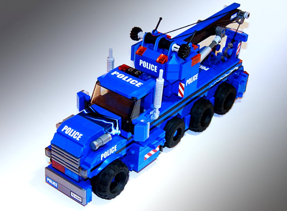 Unit 39 - Heavy Duty Wrecker 5