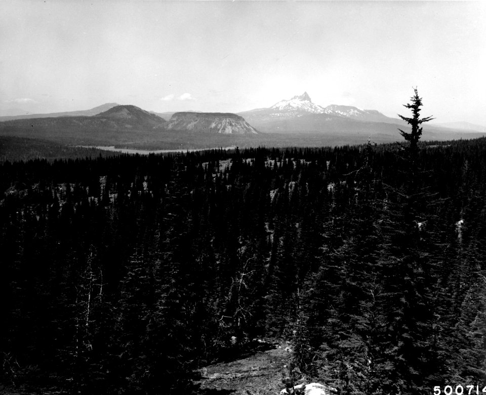 500714 Hoodoo Butte, Hayrick Butte, Three Fingered Jack from PCNST, Willamette NF, OR