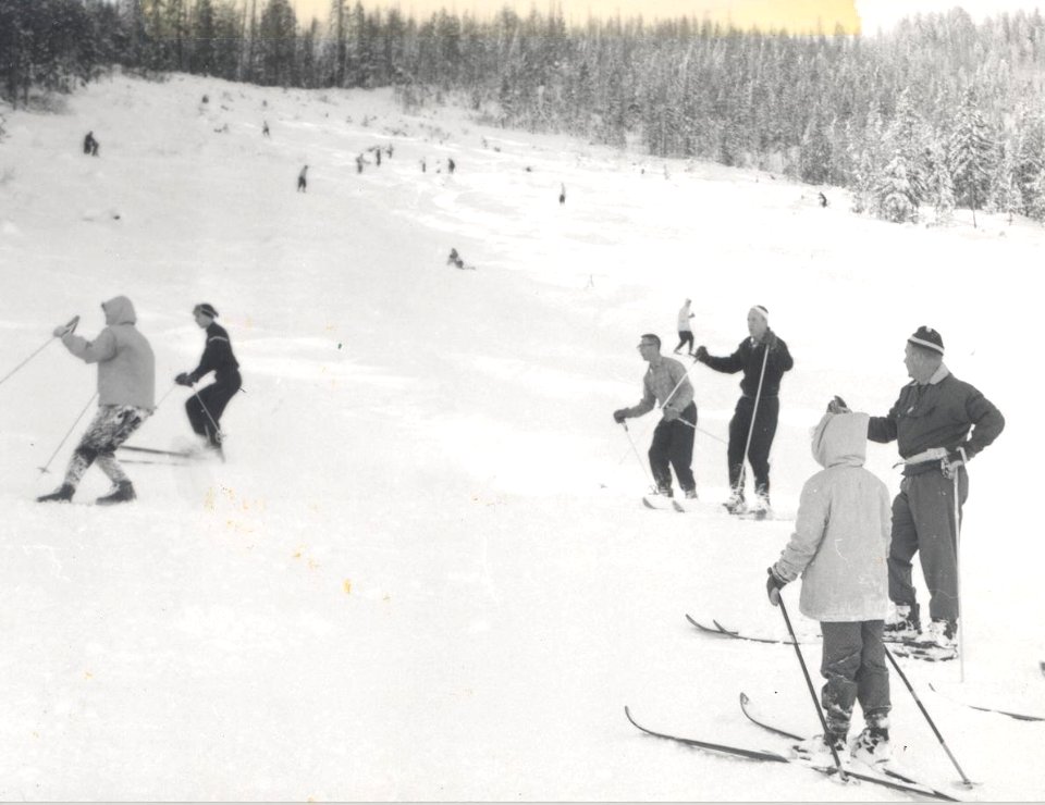 People, winter, skiing, Loup Loup Ski Area, 1960