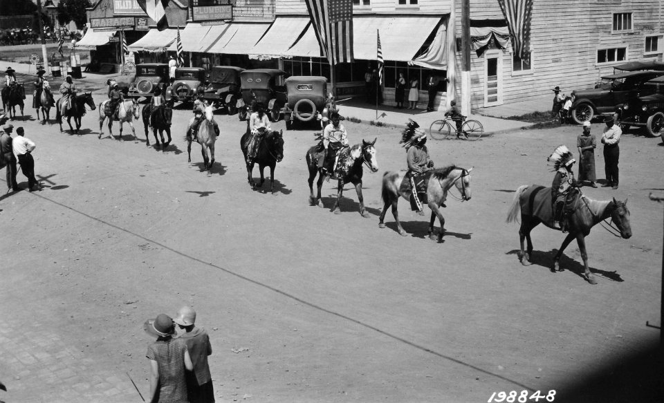 198848 Warm Springs Parade, Prineville, Ochoco NF, OR 1925