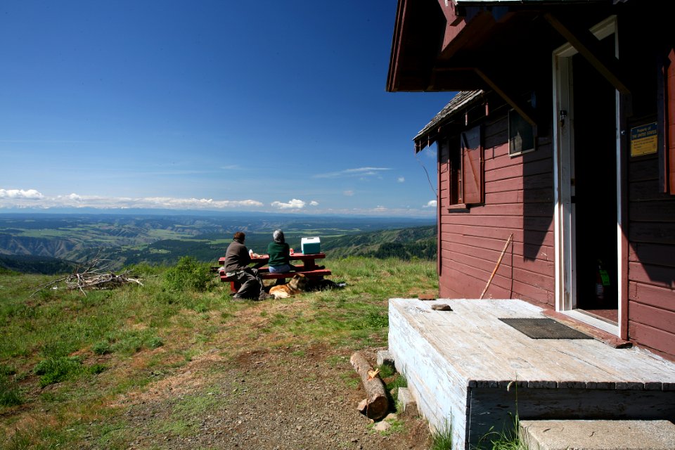 Wenatchee Guard Station, Umatilla National Forest