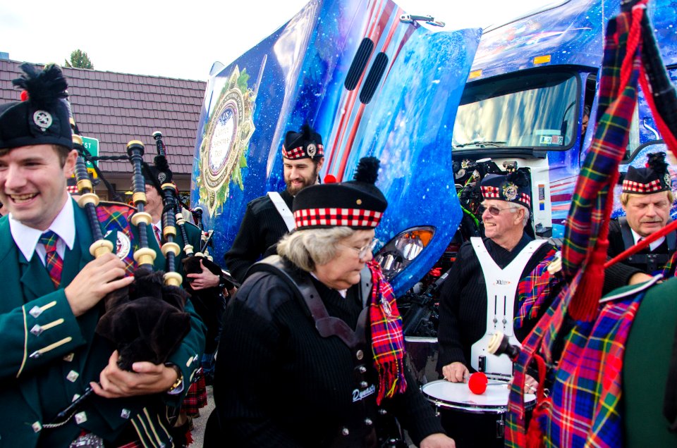 2013 Capitol Christmas Tree-Bagpipers