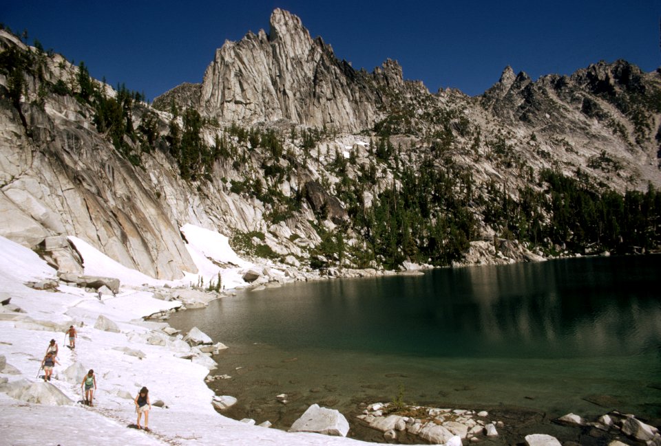 Hikers, Alpine Lakes Wilderness, Okanogan-Wenatchee National Forest