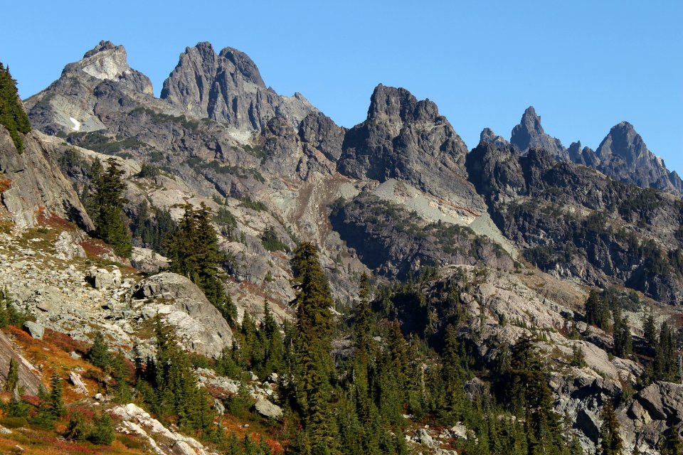 Chikamin Peak, Alpine Lakes Wilderness on the Okanogan-Wenatchee National Forest