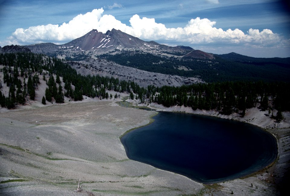 Moraine Lake, Broken Top, Deschutes National Forest