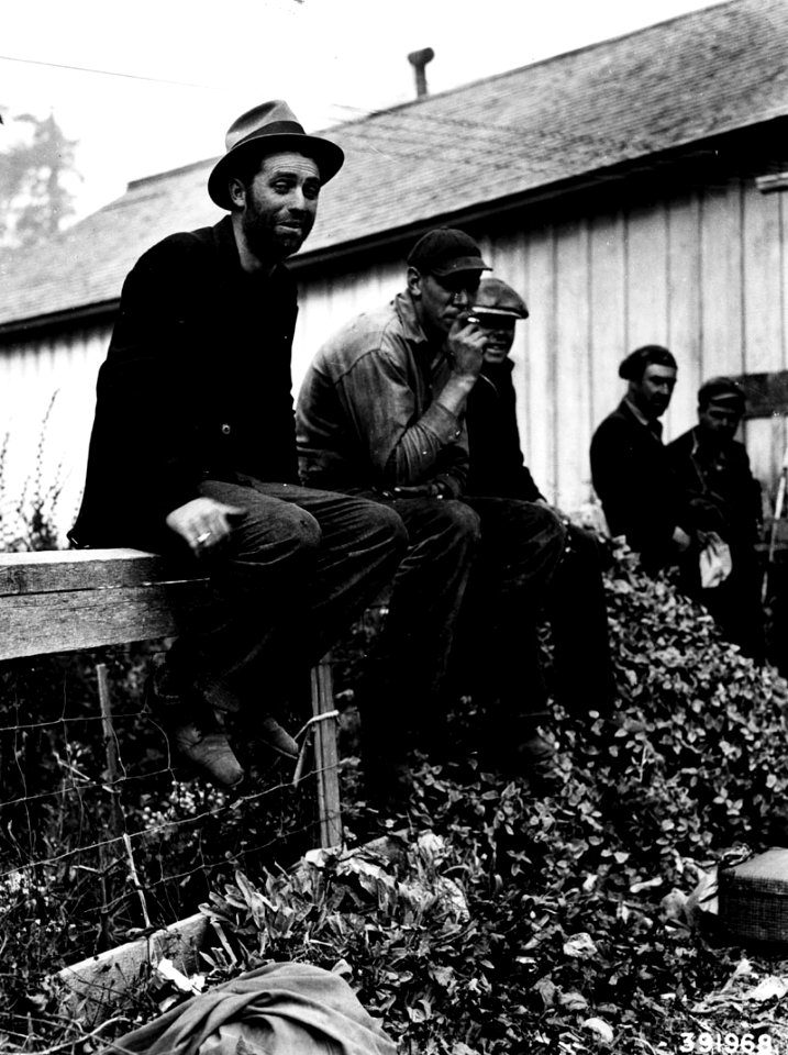 391968 Fire Fighters Heading Home from Sixes River Fire, Siskiyou NF, OR 1936