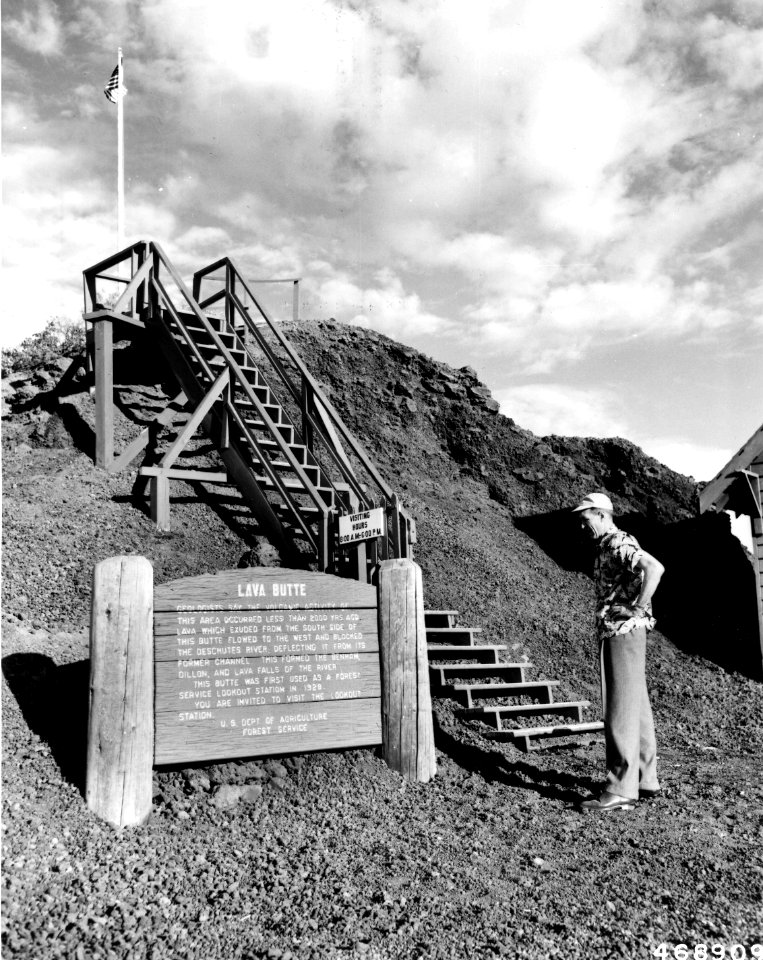 468909 Lava Butte Sign, Deschutes NF, OR 1951