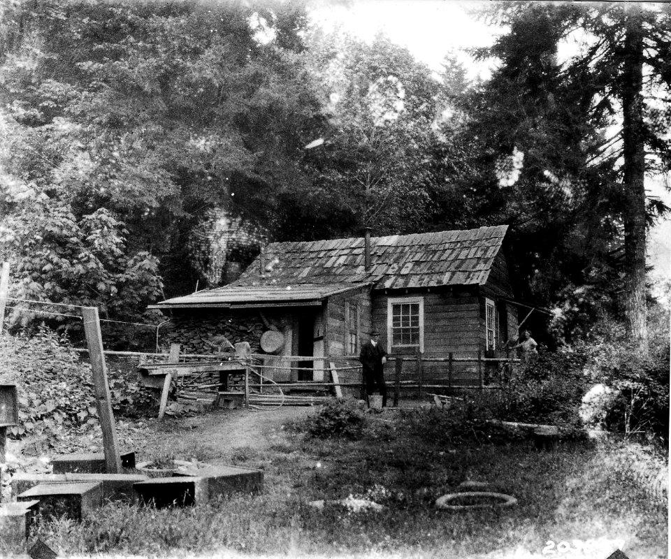 203847 Old School House near Union City, 1925 WA