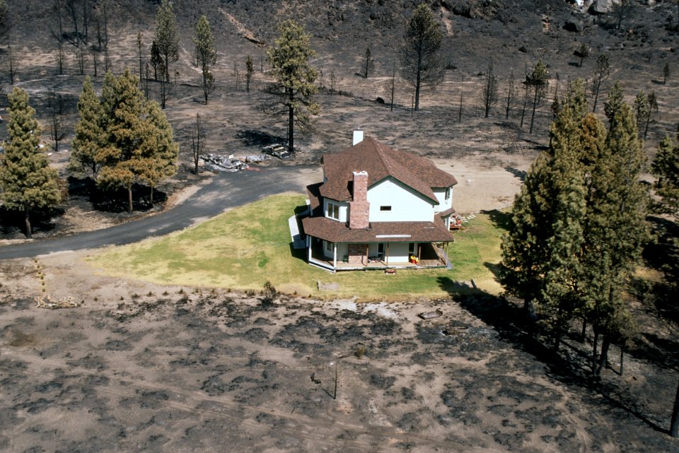 345 Bend,OR Deschutes National Forest,Skeleton Fire