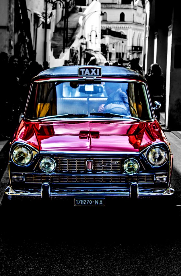 Taxi Capri