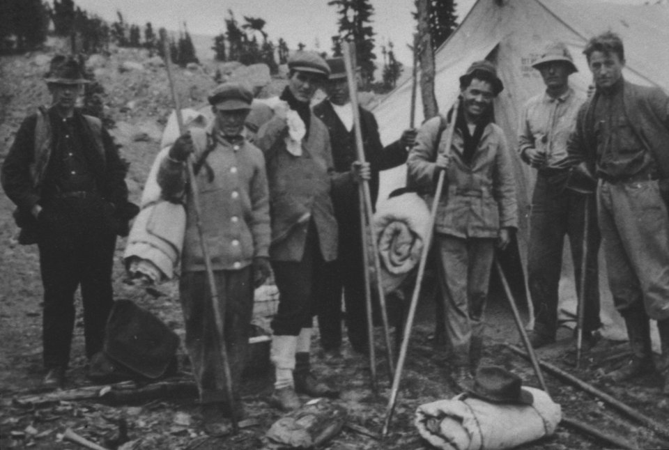 187 Climbers break camp for climb on Mt Hood  1914