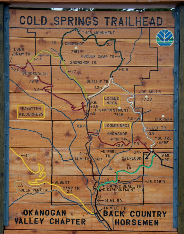 Cold Springs Trailhead kiosk on the Loomis State Forest