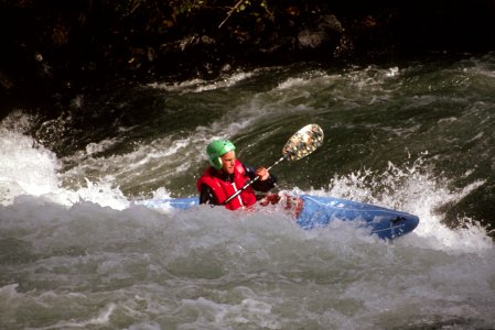 Recreation, kayaking Deschutes River, Deschutes National Forest photo